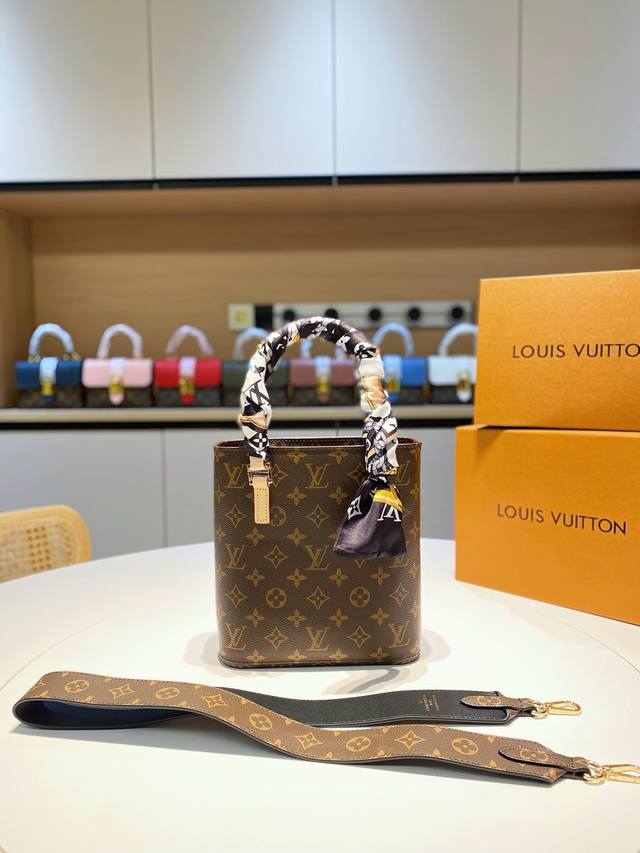 广州白云原单货 Lv Vintage中古老花vivienne薇薇安手提包单肩斜挎托特包 尺寸 23x21x8 5Cm 搭配任意肩带都可以斜挎 赠送丝巾