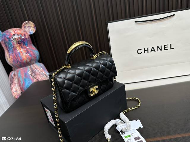 折叠盒 Size 19 12Cm Chanel 香奈儿方胖子手提袋 Woc方胖子 可以有 必须给自己安排 Chanel方胖子香奶奶包中最经常用的一只