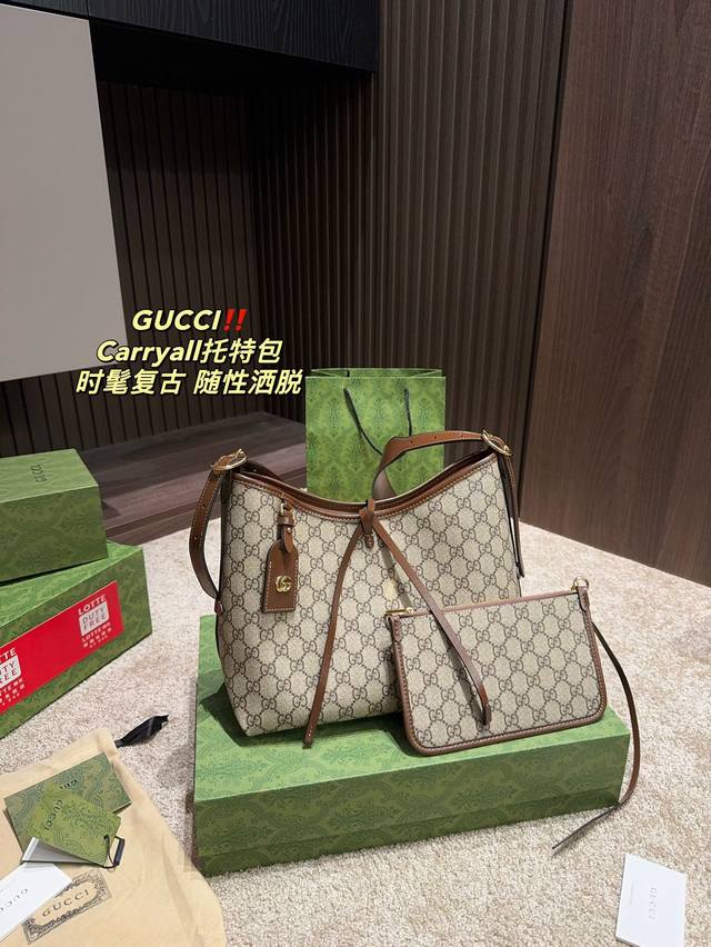 折叠盒尺寸26 23 Ddd 酷奇gucci Carryall托特包 Ddd 高级时髦拿捏住啦 Ddd 不显老气好好搭啊 Ddd 而且貌美气质加成好高的呀 Dd