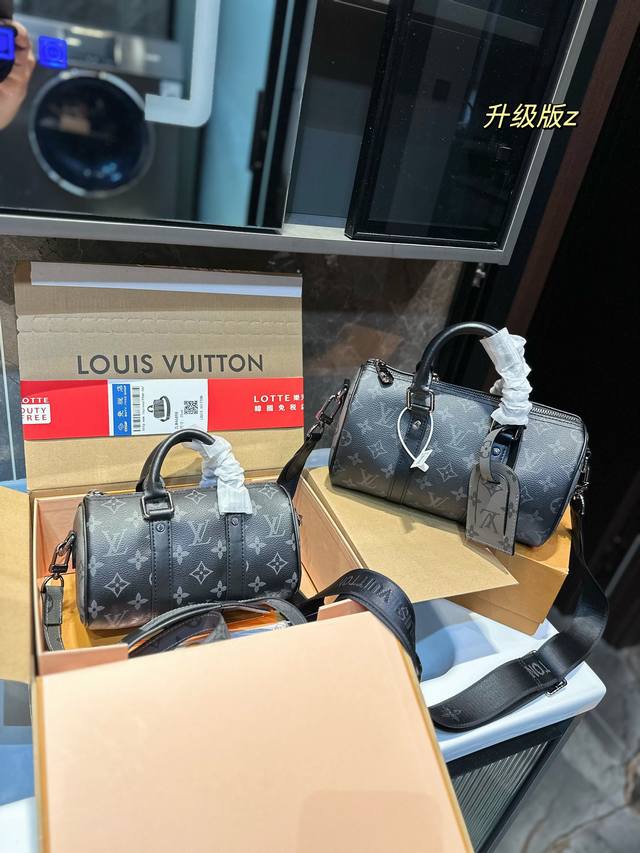 礼盒包装 Lv Kepall新品枕头包 黑色简直长在我的心头 男女同款 男盆友的新包尺寸22.8.11 25.10.13