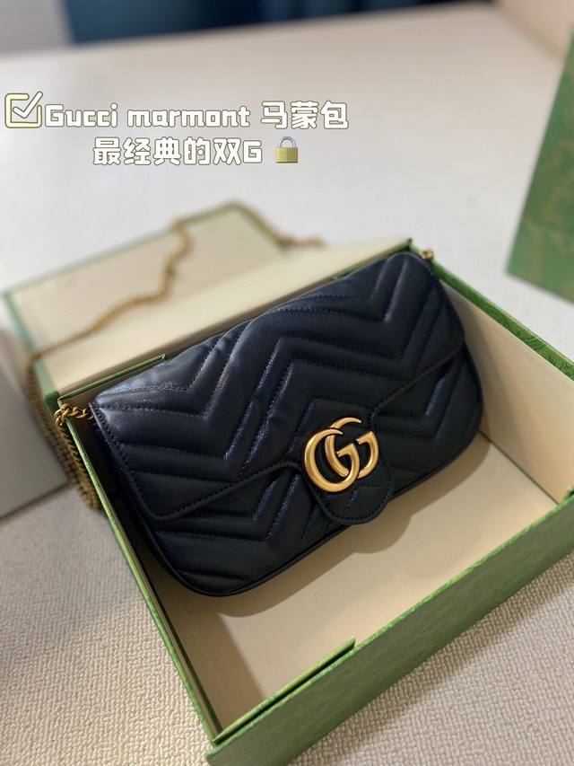牛皮版本 Size 22 11Cm Gucci Marmont 新款 一定要入手的小马蒙包 Marmont最最经典的双g 升级版牛皮 皮质 五金 对纹 完美