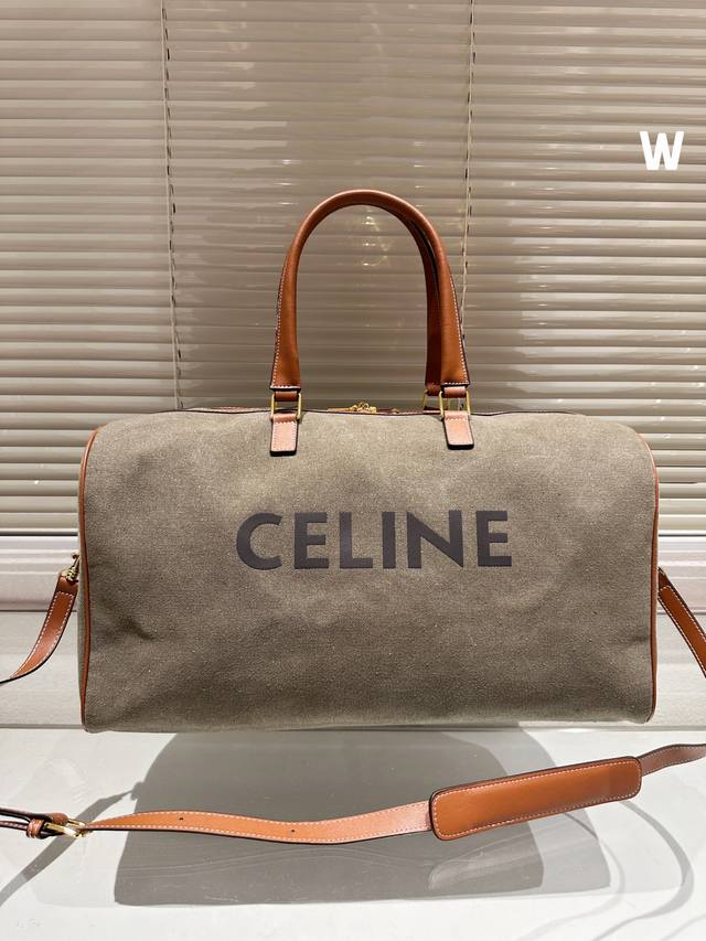 Celine赛琳旅行袋 太好看啦 原单品质 手提斜挎都好看 尺寸50Cm