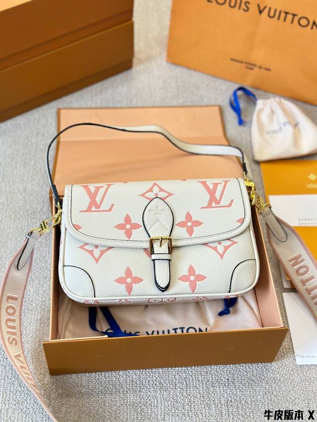 草莓牛奶 Louis Vuitton Favorite 法棍包 非常低调耐看 全皮质感满满 多种背法 可盐可甜 尺寸26 17Cm