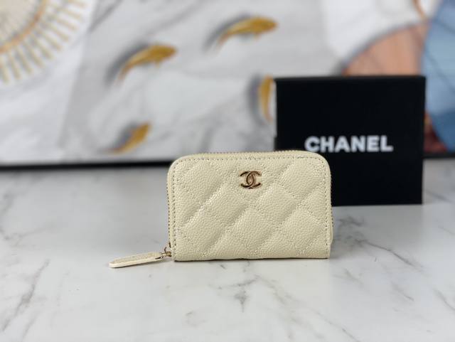 Chanel香奈儿卡包零钱包里外全皮 专柜款式 做工细节无可挑剔 坚持高品质 款号:Ap246 尺寸:10X9Cm