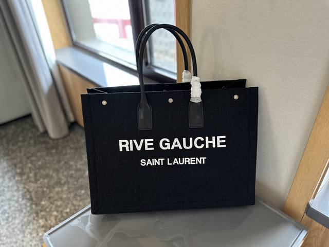 原版布 Ysl Saint Laurent Rive Gauche圣罗兰 新款购物袋 这只购物袋 沙滩包 卢雷克斯帆布， 混合纤维织布，质感完胜之前所有色款沙滩
