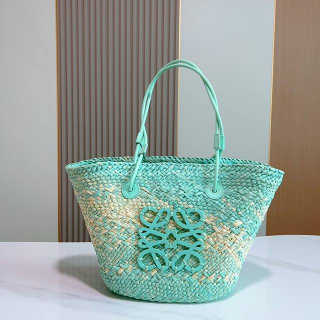 Loewe罗意威 草编织托特夏季新款草编包basket Bag编织购物袋沙滩度假手提包。尺寸 22 24