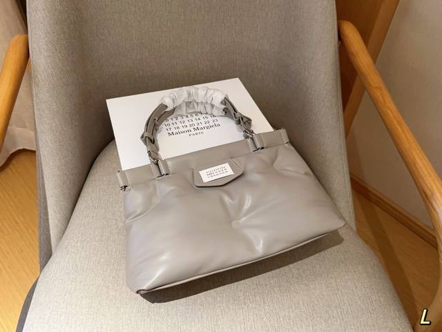 高版本 Maison Margiela马吉拉 Glamslam托特包tote Mini奶芙软绵绵 尺寸32×29×9 礼盒包装