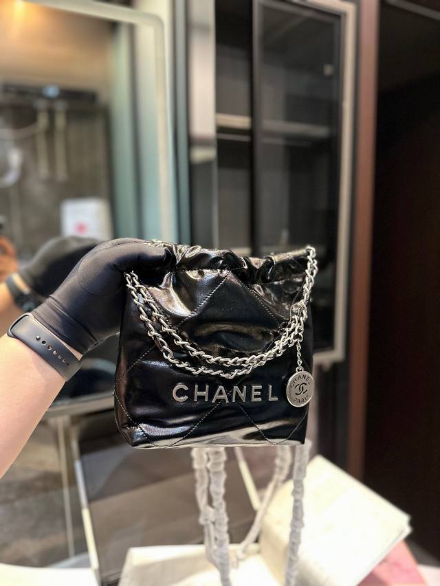 折叠礼盒 Chanel香奈儿抽绳 小号购物袋 垃圾袋中古款链条超级美 做旧鎏金复古又时尚非常百搭q尺寸：19 21.5