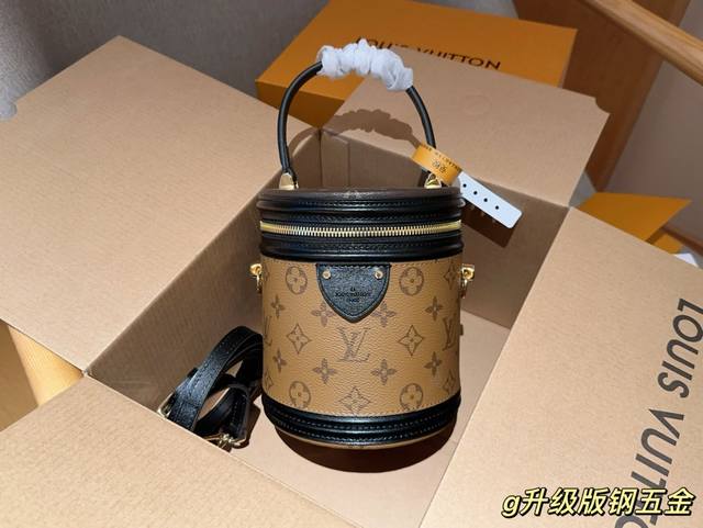 高版本升级钢五金 Lv路易威登 发财桶饭桶包 尺寸15×17×15 礼盒包装飞机箱