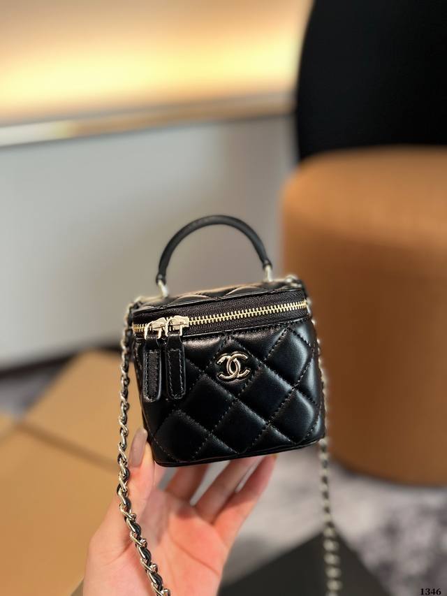折叠礼盒 Chanel 手柄 盒子包 手提款 时髦精必备款 超级精致 Size:10*9