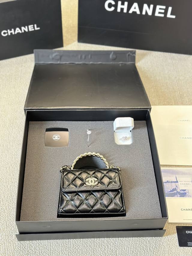 超值套盒 Chanel 金属手柄小废包 镜子手镯戒指 高版本 无敌品质 尺寸16 12Cm