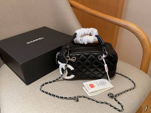香奈儿Chanel 康鹏手提包保龄球链条包 尺寸20×12×9 礼盒包装
