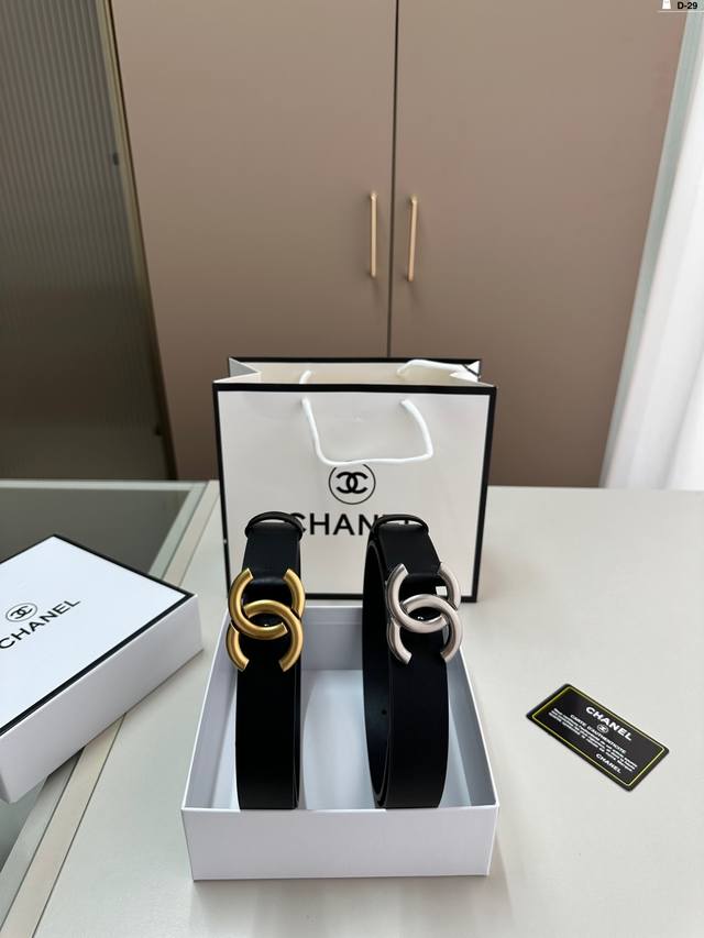 Chanel香奈儿牛皮腰带 时髦中带着随性和酷感 D-29 全套包装+手提袋