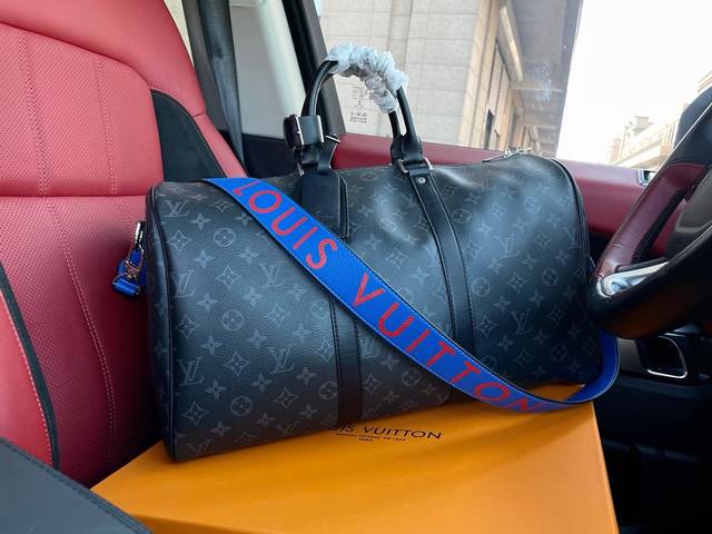高端货 新款 “Louis Vuitton”lv旅行包 路易威登旅行袋。M40569 配蓝色肩带 KEEPALL BANDOULIèRE Keepall 45旅