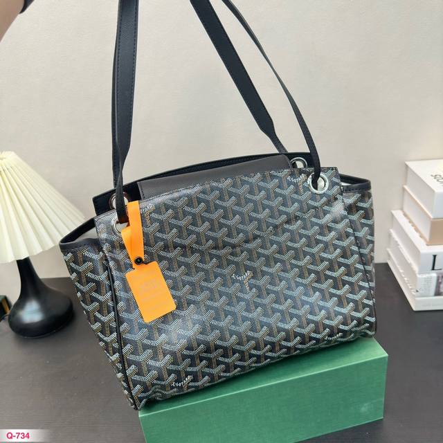 GOYARD 戈雅购物袋 代表性的包款 rouette！ ！容量很棒 可爱的腋下包 Goyard 限定版 尺寸28.22cm