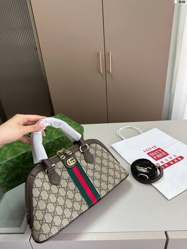 Gucci酷奇保龄球包 精致独特的设计 时尚绝美 大方且与众不同 日常 出街必入款 D-28尺寸32.9.16 配盒
