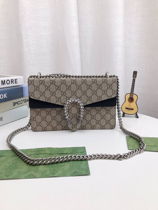 配折叠盒飞机盒 Gucci 全面升级专柜对版品质 经典dionysus酒神包 就是alessandro亲自设计的 名字来源于古希腊罗马神话中的酒神 经典pvc搭